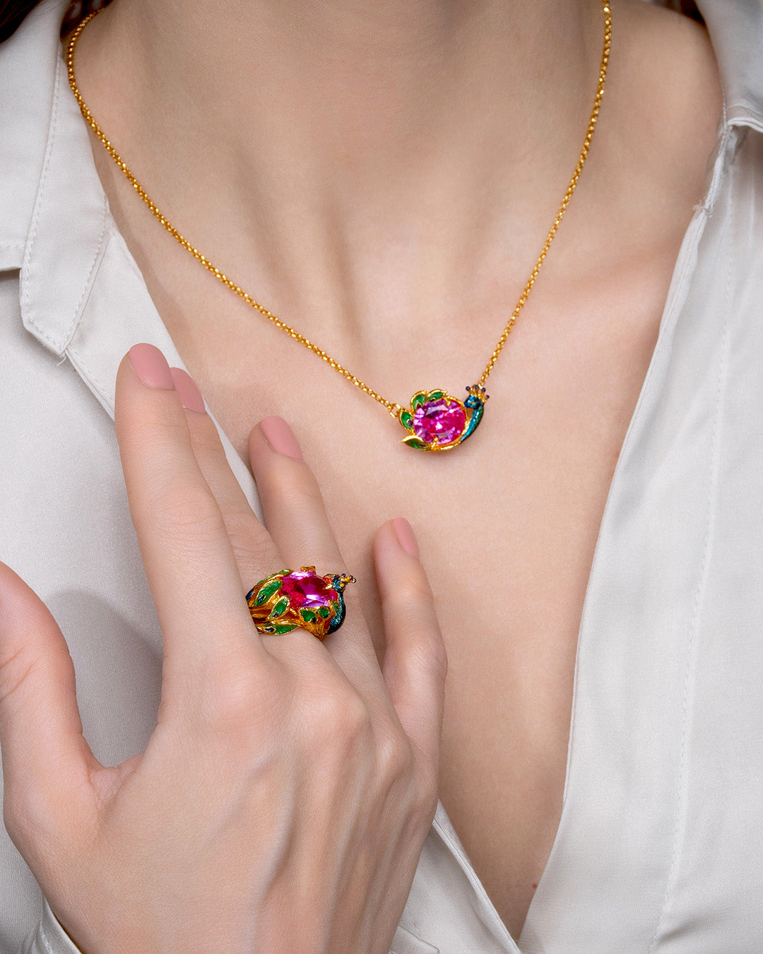 Collana Pavone