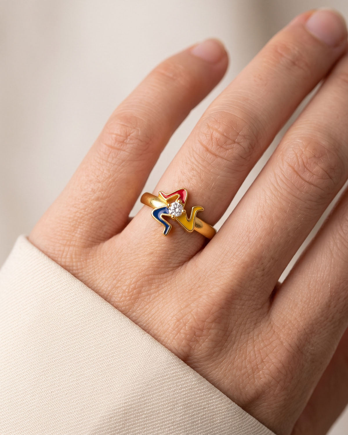 Anello Mini Trinacria Gemma
